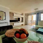 Stylovy S Uzasnym Vyhledem V L/cristianos Apartman *