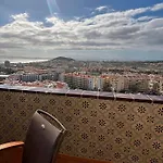 Stylovy S Uzasnym Vyhledem V L/cristianos Los Cristianos