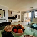 Apartman Stylovy S Uzasnym Vyhledem V L/cristianos *